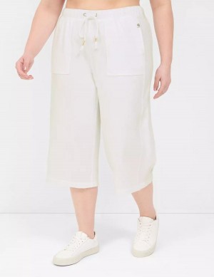 Women Lane Bryant LIVI French Terry Relaxed Straight Capri Pants White | BBD5399SG