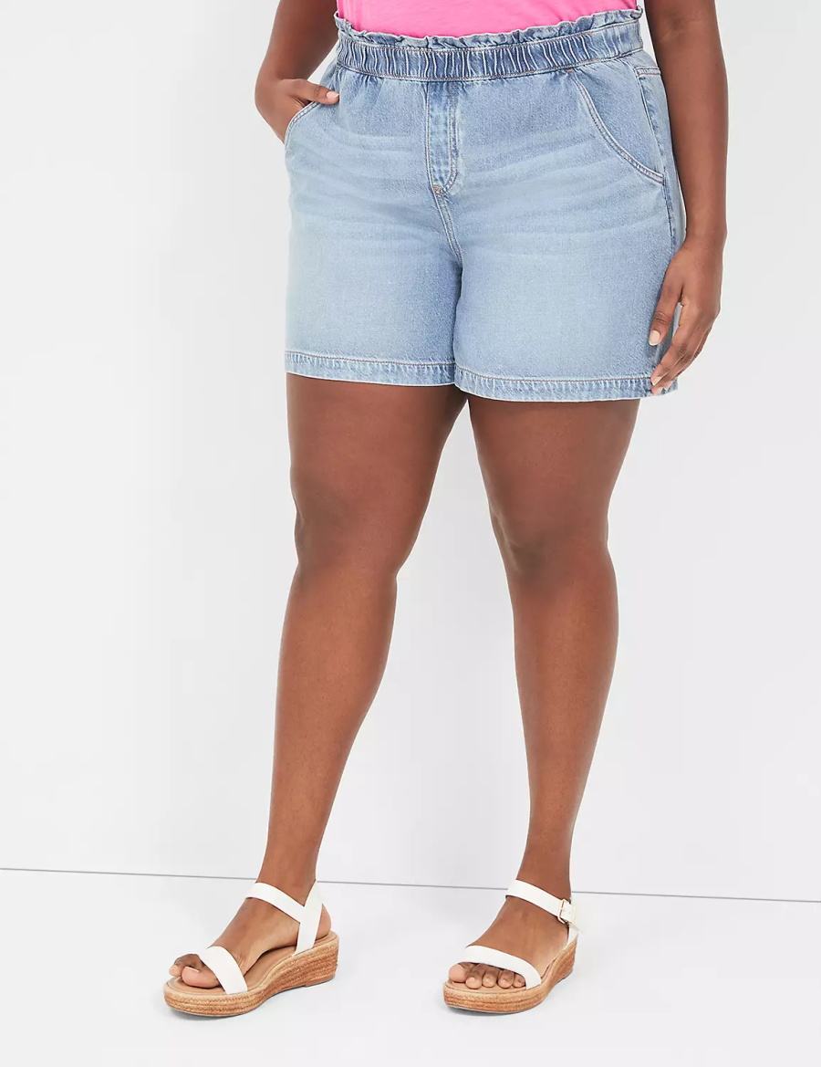 Women Lane Bryant Pull-On Fit Flirty Jean Shorts Light Blue | VRA7971CV