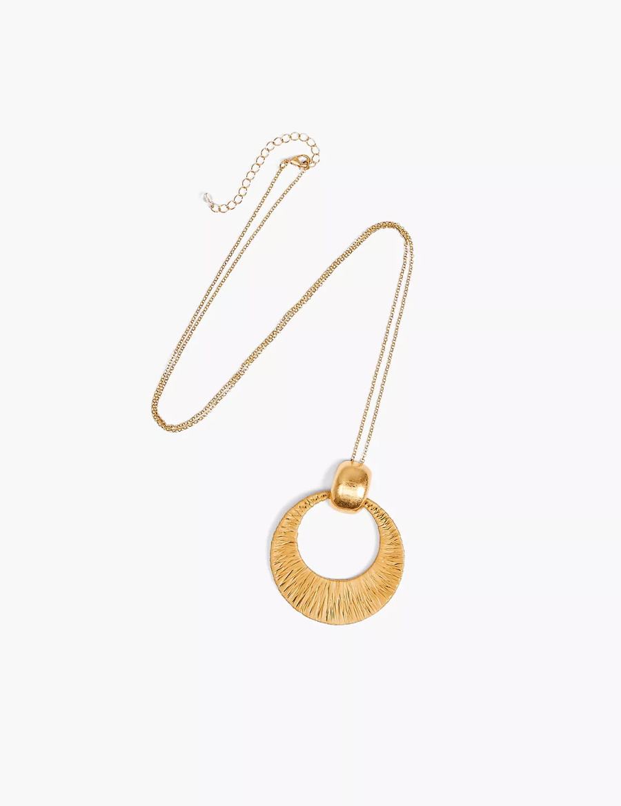 Women Lane Bryant Textured Circle Pendant Necklace Gold | DVA2531HO